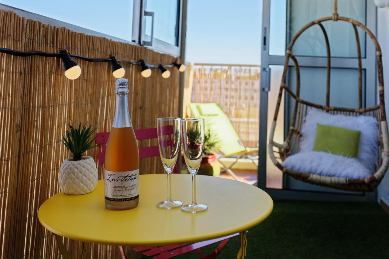 Apartamento Nid Panoramique VUE WOW ! SPAdéco - LoungeZEN - Terrasse ensoleillée - arrivée autonome - Netflix - emplacement idéal - Lumineux - rénové à neuf - Wifi Fibre - Montpellier Exterior foto
